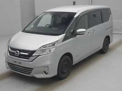 Nissan SERENA  с аукциона в Японии
