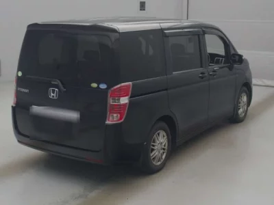 Honda STEP WAGON  с аукциона в Японии
