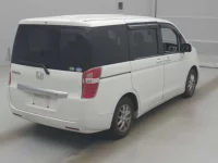 Honda STEP WAGON лот № 72004 оценка 3.5  с аукциона в Японии 1