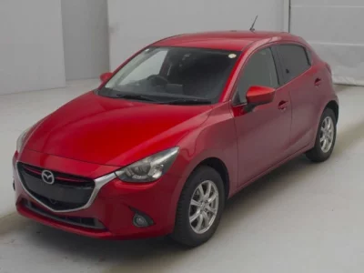 Mazda DEMIO  с аукциона в Японии