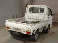 Daihatsu HIJET TRUCK лот № 7050 оценка 3  с аукциона в Японии 1