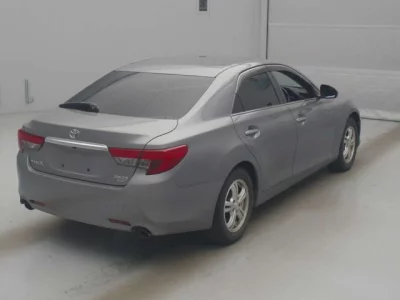 Toyota MARK X  с аукциона в Японии