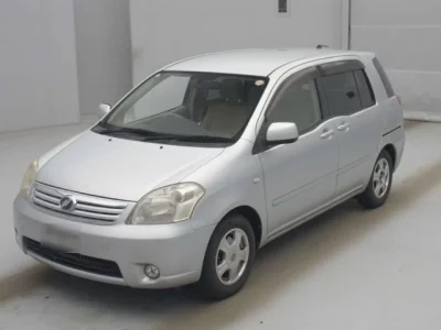 Toyota RAUM