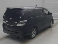 Toyota VELLFIRE лот № 70124 оценка 3  с аукциона в Японии 1