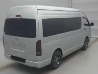 Toyota HIACE VAN лот № 76020 оценка 3  с аукциона в Японии 1