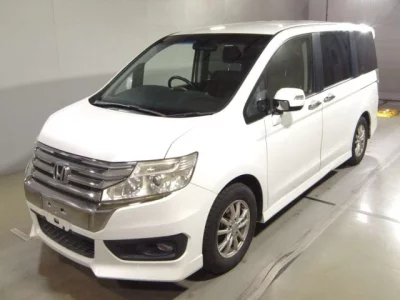 Honda STEP WAGON  с аукциона в Японии