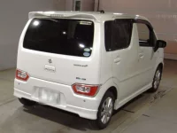 Suzuki WAGON R лот № 3004 оценка 4.5  с аукциона в Японии 1