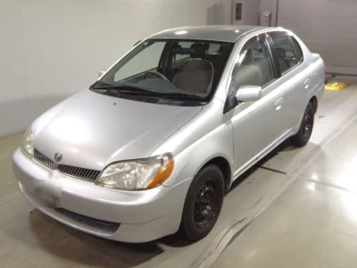 Toyota PLATZ  с аукциона в Японии