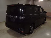 Toyota VOXY лот № 6019 оценка 4  с аукциона в Японии 1