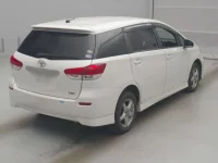Toyota WISH лот № 77050 оценка RA  с аукциона в Японии 1