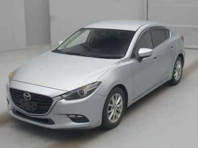 Mazda AXELA  с аукциона в Японии