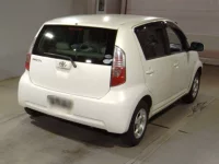 Toyota PASSO лот № 7206 оценка 3  с аукциона в Японии 1