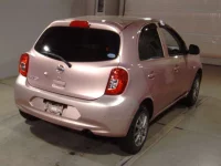 Nissan MARCH лот № 7174 оценка R  с аукциона в Японии 1