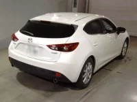 Mazda AXELA лот № 30001 оценка 4  с аукциона в Японии 1