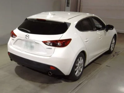 Mazda AXELA  с аукциона в Японии