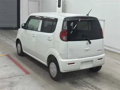 Suzuki MRWAGON