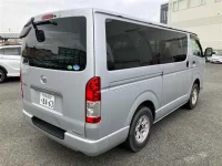 Toyota HIACE VAN лот № 30001 оценка 3.5  с аукциона в Японии 4