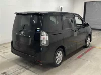 Toyota VOXY лот № 90014 оценка R  с аукциона в Японии 4