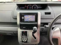 Toyota VOXY лот № 90014 оценка R  с аукциона в Японии 5