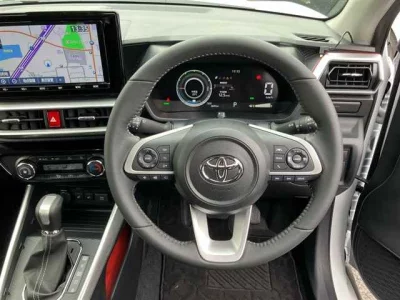 Toyota RAIZE  с аукциона в Японии