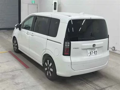 Honda FREED  с аукциона в Японии