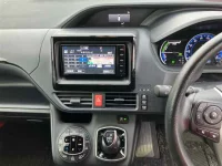 Toyota NOAH лот № 30039 оценка 4  с аукциона в Японии 5