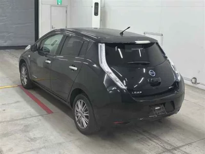 Nissan LEAF  с аукциона в Японии