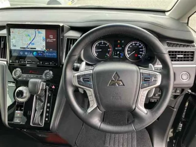 Mitsubishi DELICA D5