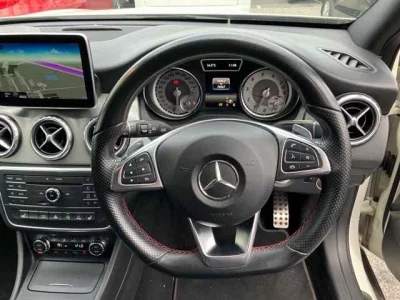 Mercedes-Benz GLA CLASS