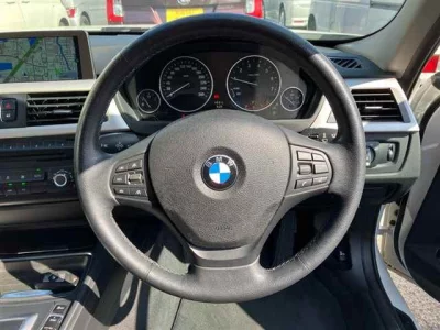 BMW 3-Series  с аукциона в Японии