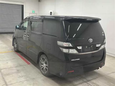 Toyota VELLFIRE  с аукциона в Японии