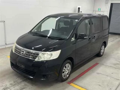 Nissan SERENA  с аукциона в Японии