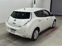 Nissan LEAF лот № 60012 оценка 3.5  с аукциона в Японии 4