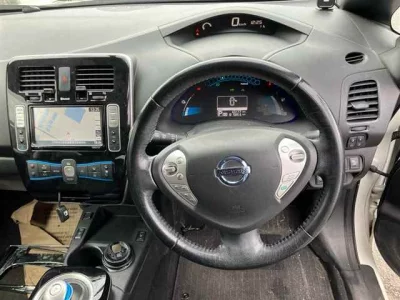 Nissan LEAF  с аукциона в Японии