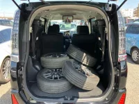 Toyota VOXY лот № 20018 оценка 3.5  с аукциона в Японии 9