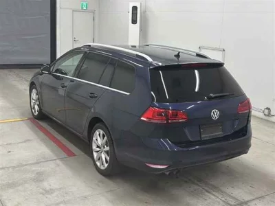 Volkswagen GOLF VARIANT