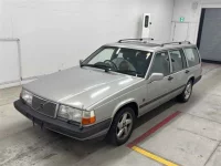 Volvo 940 WAGON лот № 30068 оценка 4  с аукциона в Японии 3