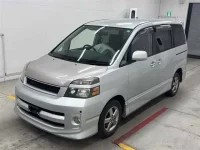 Toyota VOXY лот № 90165 оценка 3.5  с аукциона в Японии 3
