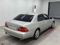 Toyota CELSIOR лот № 30101 оценка 4  с аукциона в Японии 4