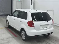 Mazda VERISA лот № 30089 оценка 4  с аукциона в Японии 1