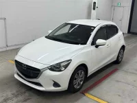Mazda DEMIO лот № 30088 оценка 4  с аукциона в Японии 3