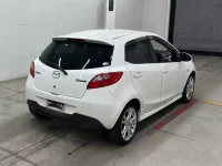 Mazda DEMIO лот № 30096 оценка R  с аукциона в Японии 4