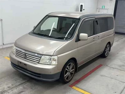 Honda STEP WAGON  с аукциона в Японии