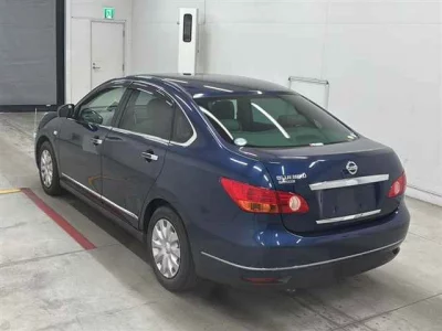 Nissan SYLPHY  с аукциона в Японии