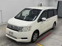 Honda STEP WAGON лот № 90236 оценка 3.5  с аукциона в Японии 3