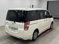 Honda STEP WAGON лот № 90236 оценка 3.5  с аукциона в Японии 4