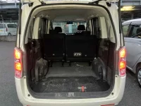 Honda STEP WAGON лот № 90236 оценка 3.5  с аукциона в Японии 9