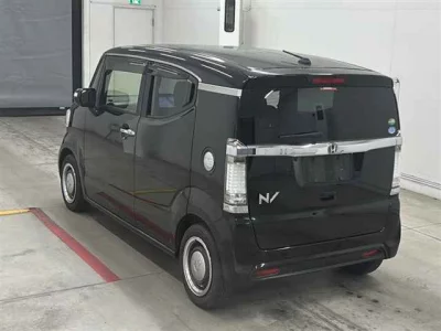Honda N-Box Slash