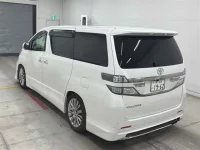 Toyota VELLFIRE лот № 30165 оценка 4  с аукциона в Японии 1