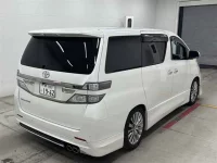 Toyota VELLFIRE лот № 30165 оценка 4  с аукциона в Японии 4
